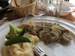 -LENBACH兰巴赫西餐啤酒坊(大连星海广场店)