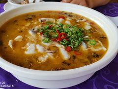 双椒鱼片-龙凤瓦罐煨汤馆(清江东路店)