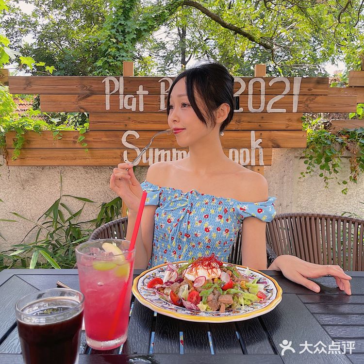 青岛咖啡馆｜这个周末的早午餐就在Hi live