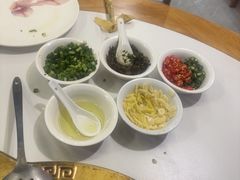 -颜氏双江清水鱼一养身火锅(磁器口店)