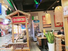 -怪噜范·老贵阳街头名小吃(鸿通城店)