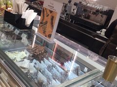 -VENCHI 闻绮(上海佛罗伦萨小镇店)