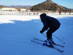 -十三陵雪世界滑雪场