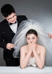 -雪中彩影婚纱摄影·微光艺术中心