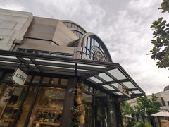 -比斯特上海购物村精品奥特莱斯