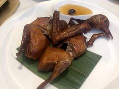 金牌脆皮乳鸽-丙申臺火锅