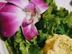 -三人行骨头王火锅(长寿店)