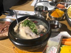 参鸡汤-姜虎东白丁烤肉(恒隆广场店)
