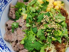 -云阿蛮云南生烫牛肉米线(奉贤路店)