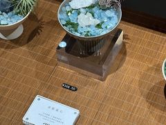 -瑞虹新天地月亮湾