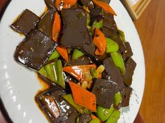 熘羊血-天达烤全羊