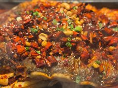 -江边城外烤全鱼(世茂广场店)