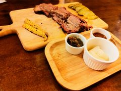 -VIKING SALOON美式烟熏烤肉精酿餐酒吧