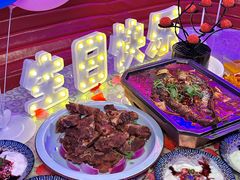 -巴特餐饮6加1音乐餐吧·新疆菜