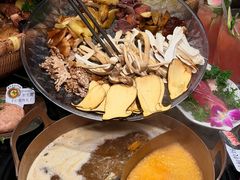 -一善菌·云南菌汤·云南菜(银泰城店)