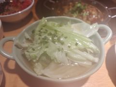 -大众跷脚牛肉馆·非遗传承单位(峨眉山店)