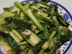-生活本该如此北京小馆(周庄嘉园店)