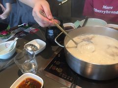 -捞王锅物料理(上海世茂广场店)