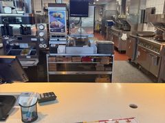 -麦当劳(鄂尔多斯机场店)