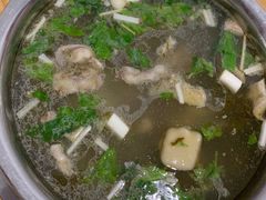 牛肉汤锅-黑竹沟新场牛肉火锅