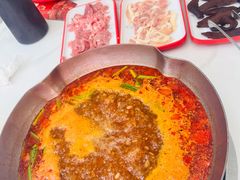-毛辣果·贵州红酸汤牛肉火锅(西单店)