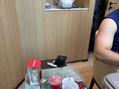 -鑫意棋牌会所(长寿路智慧广场店)