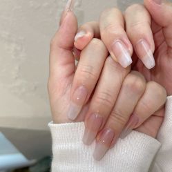 -By.2一站式美甲美睫