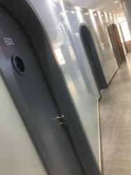 -LESSMORE科技头皮理容中心
