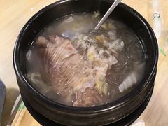 招牌猪爪砂锅-大佬李砂锅(钱江财富广场店)