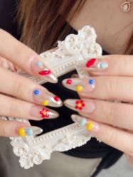 -芊屿芊浔美甲