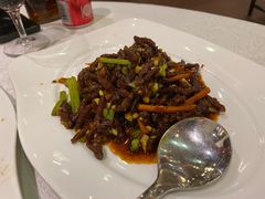 -梅龙镇酒家(南京西路总店)