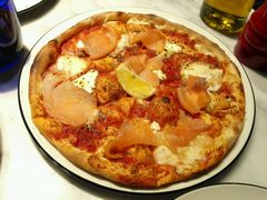 三文鱼披萨-玛尚诺Pizza&Bar(长泰广场店)
