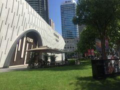 -上海尚嘉中心