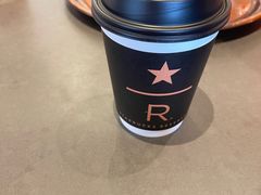 -星巴克臻选(上海合生汇1F店)