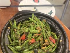 -堂瓦里·33年传统赣菜(第一街区店)