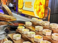 -享遇.锅姥姥牛排海鲜自助(小寨店)