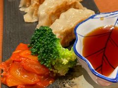 -百联西郊购物中心(剑河路店)