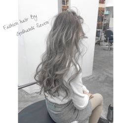 -God Hands发型设计复古会所
