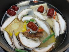 清汤营养锅底-呷哺呷哺 黄金牧场 (新中关购物中心店)