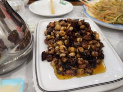 -一口猪海鲜浑锅·东北家常菜