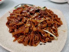干炒牛河-天宝食坊·啫啫煲大排档(西华路店)