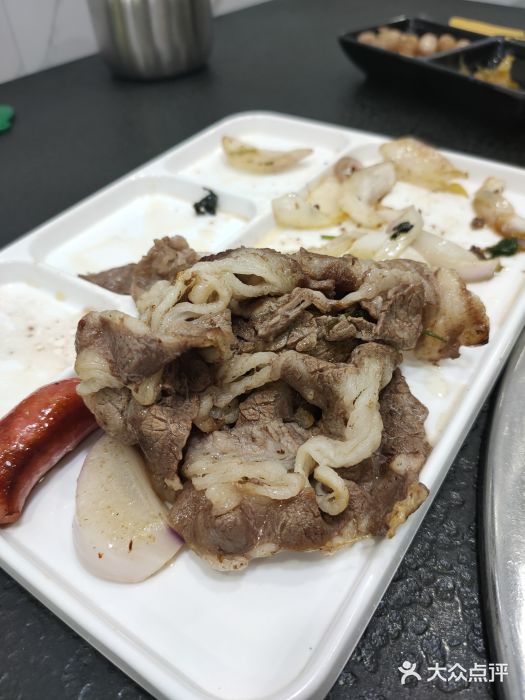 杨记齐齐哈尔烤肉(总店)招牌肥牛图片