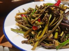 -野山舂·贵州现舂酸汤火锅(鸿通城店)