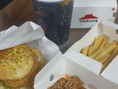 -必胜客(华南摩尔店)