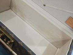 -爱革·洗衣改衣·洗鞋修鞋·洗包修包·奢侈品护理(宝地广场店)