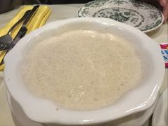 奶油蘑菇湯-老井俄式餐厅