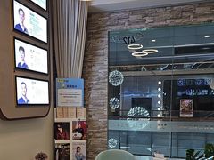 -维乐口腔(美维云门诊陆家嘴店)