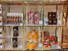 面包甜点陈列柜-VENCHI 闻绮(北京国贸商城店)