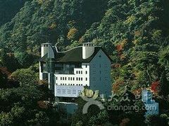 -月光园游月山庄