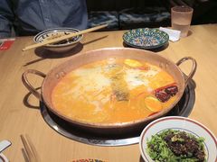 -洱火云南酸菜牛肉火锅(石景山当代商城店)